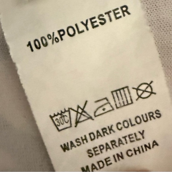 4X Floral Sleeveless V-Neck Blouse - Picture 6 of 6